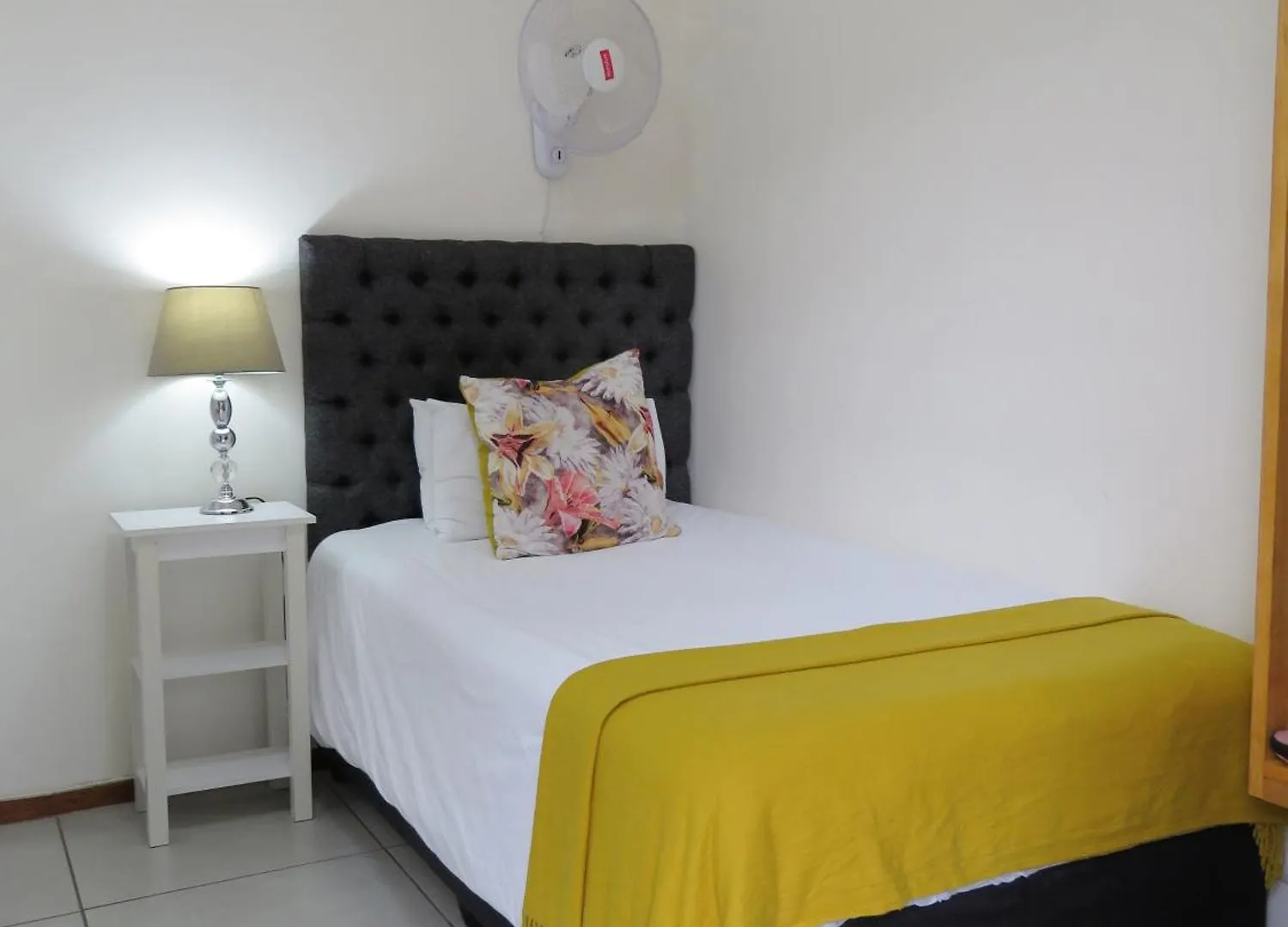 Cornerstone Guesthouse Alk Van Zyl Le Cap Afrique du Sud