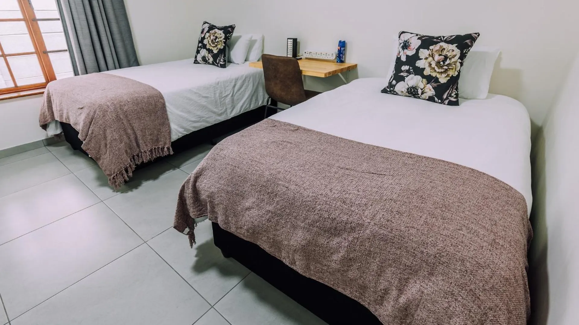 Cornerstone Guesthouse Alk Van Zyl Cape Town Guest house