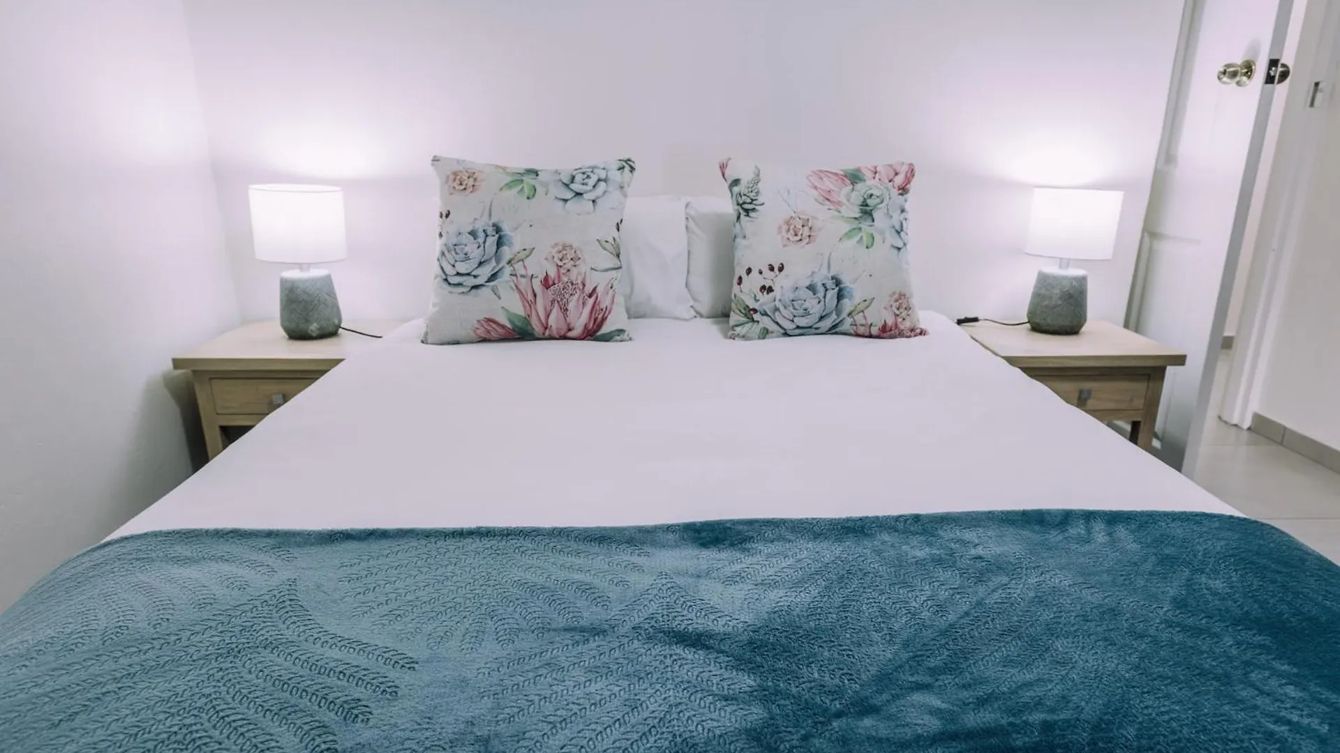 Cornerstone Guesthouse Alk Van Zyl Cape Town Parow