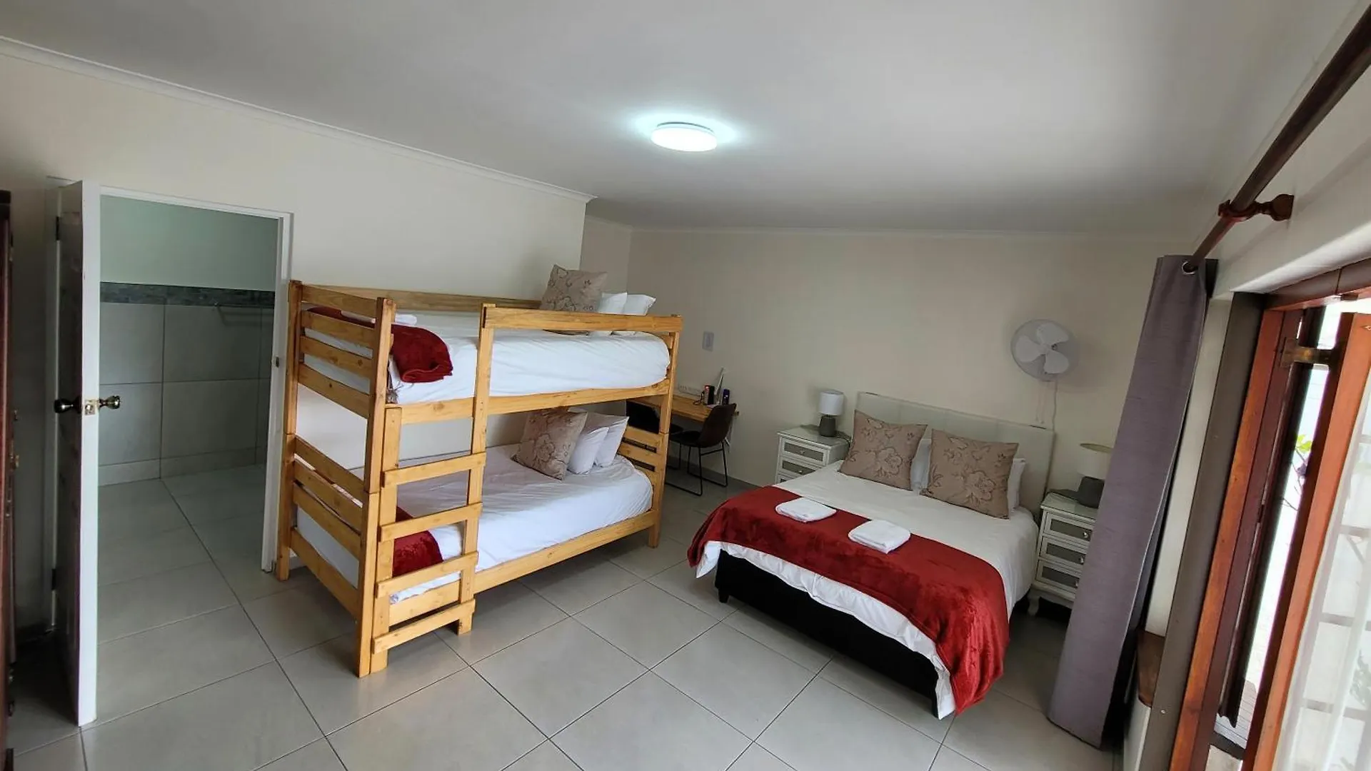 Cornerstone Guesthouse Alk Van Zyl Cape Town