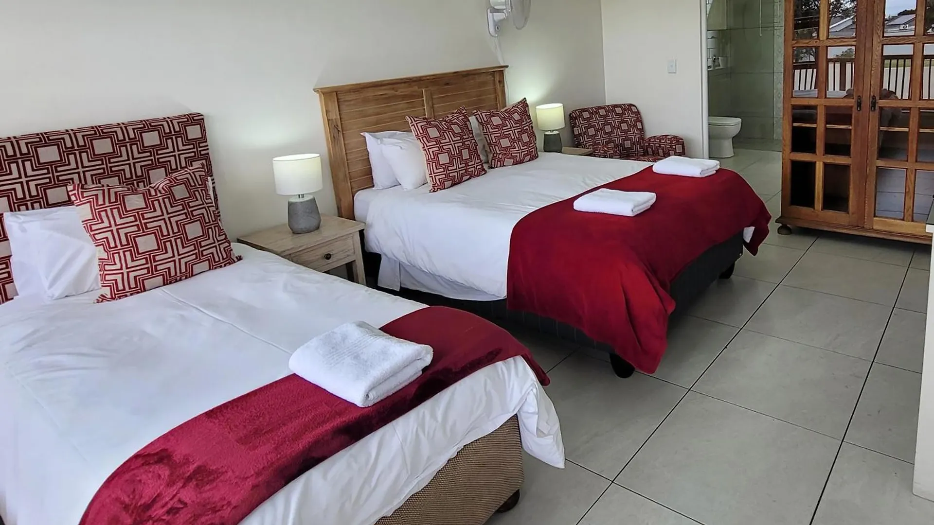 Cornerstone Guesthouse Alk Van Zyl Cape Town 0*, Parow