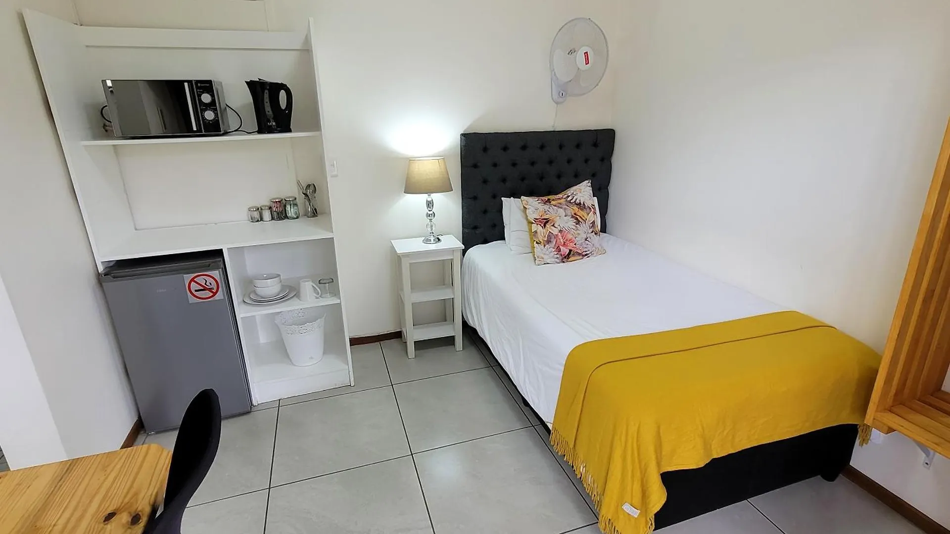 Cornerstone Guesthouse Alk Van Zyl Cape Town South Africa
