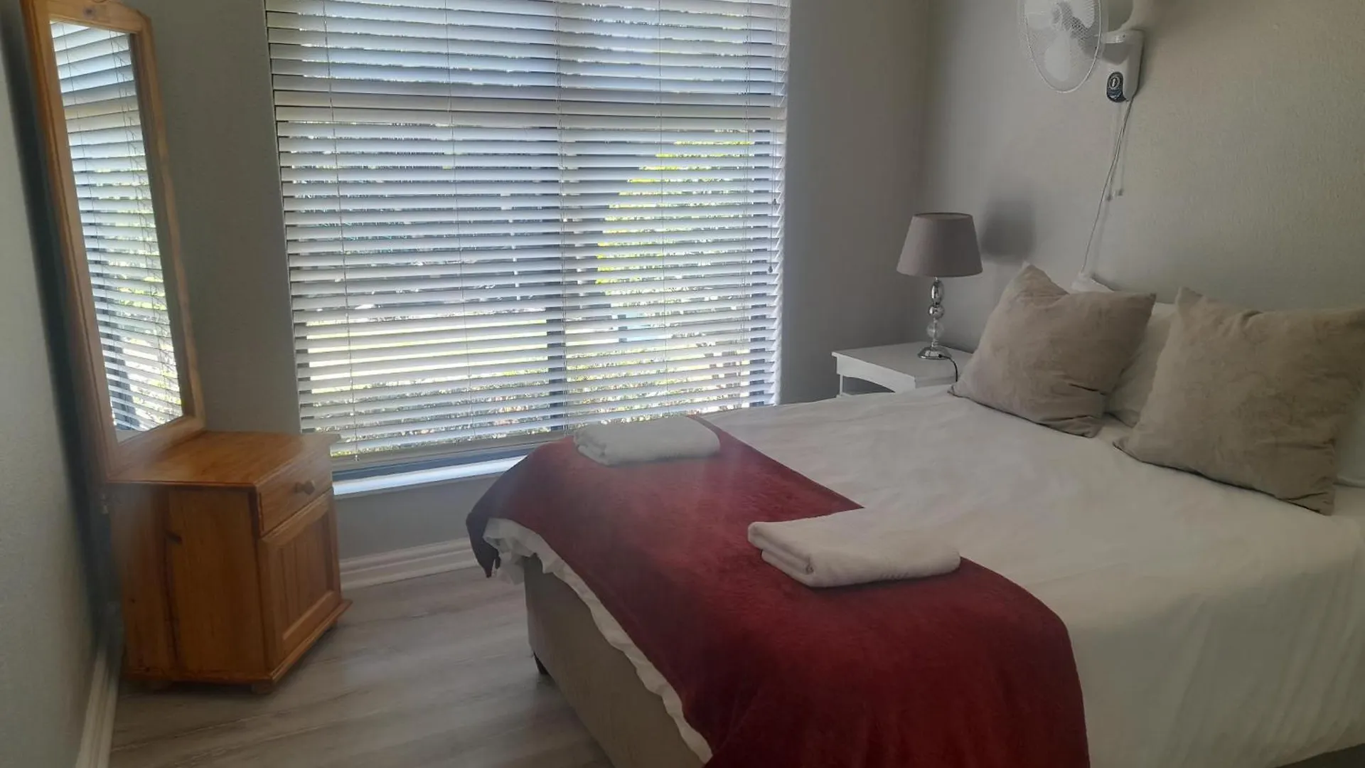 Cornerstone Guesthouse Alk Van Zyl Cape Town