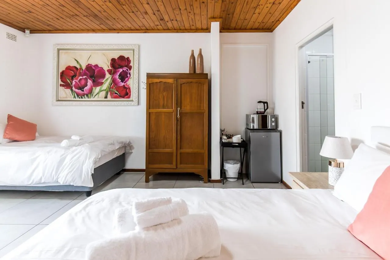 Cornerstone Guesthouse Alk Van Zyl Parow South Africa
